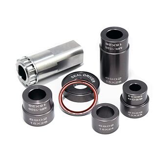 BBT-013 – Zestaw Narzędzi Serwisowych do Piast DT Swiss